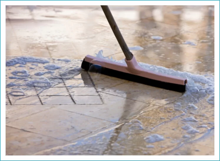 καθαρισμός για υπερχείλιση λυμάτων